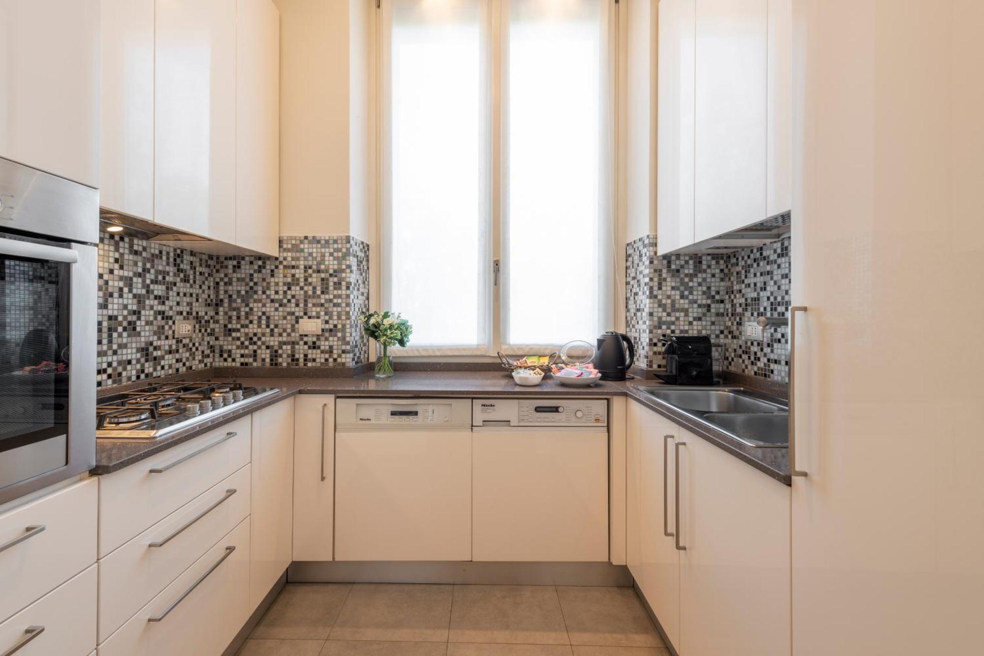 Sempione, 51 Ampio E Luminoso Apartment Милано Екстериор снимка